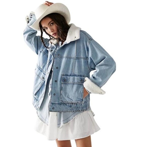 Free People We The Free Ariel Cozy Bomber Jacket Denim Sherpa Trim Size L - Picture 1 of 10